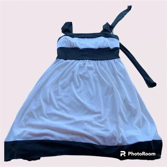Speechless White & Black Ladies Dress Size is Small - Picture 1 of 5
